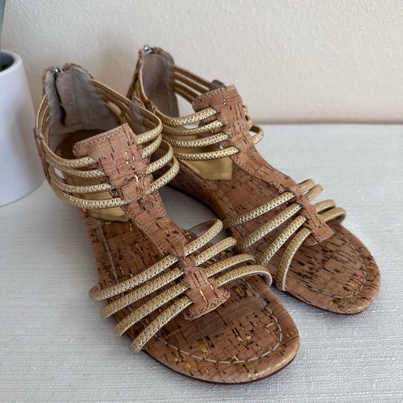 Donald J. Pliner Dexi Gold Cork Strappy Rear Zip Wedge Sandals Women’s 8M - Picture 5 of 15